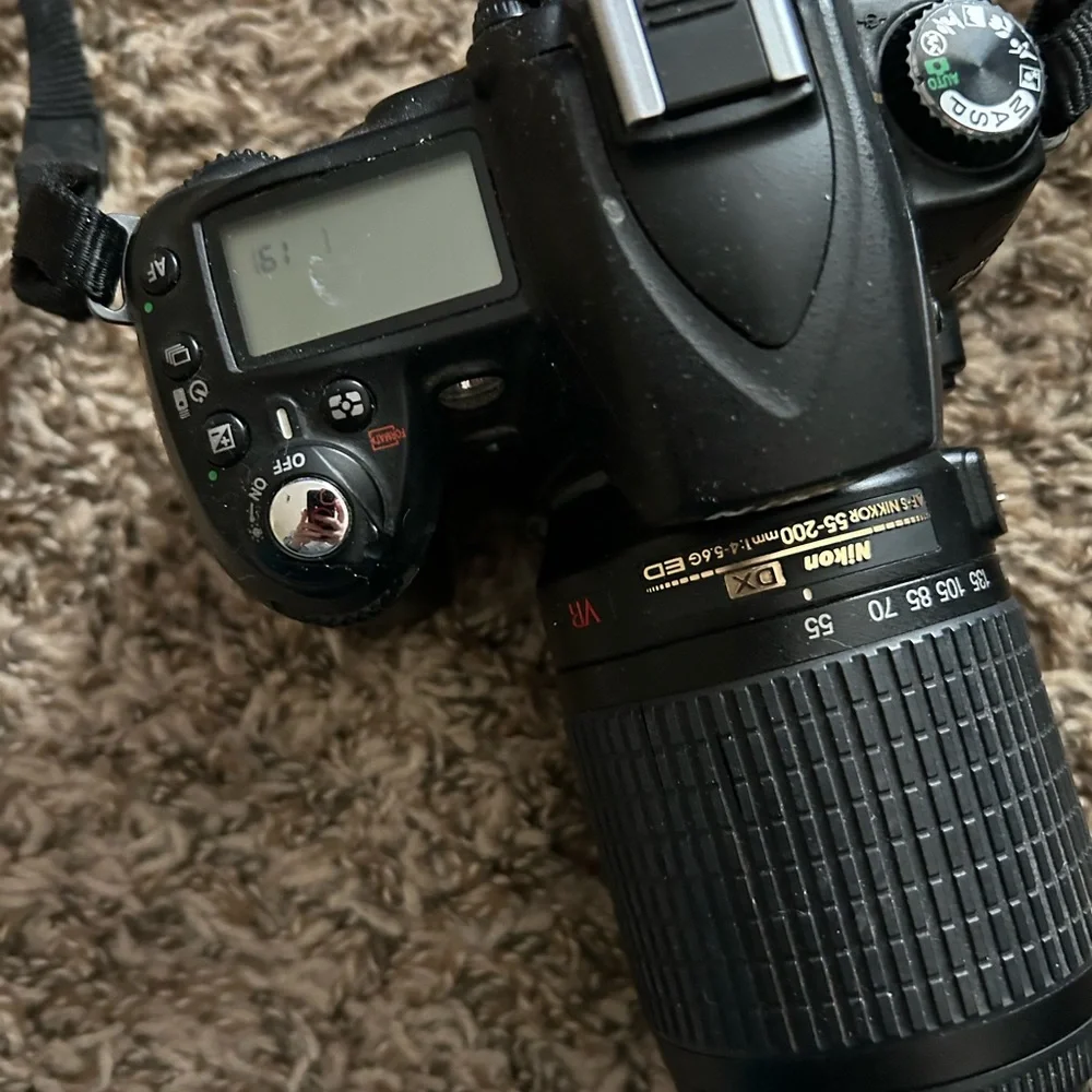 Nikon D90 18-105 VR Kit With Extra Lens